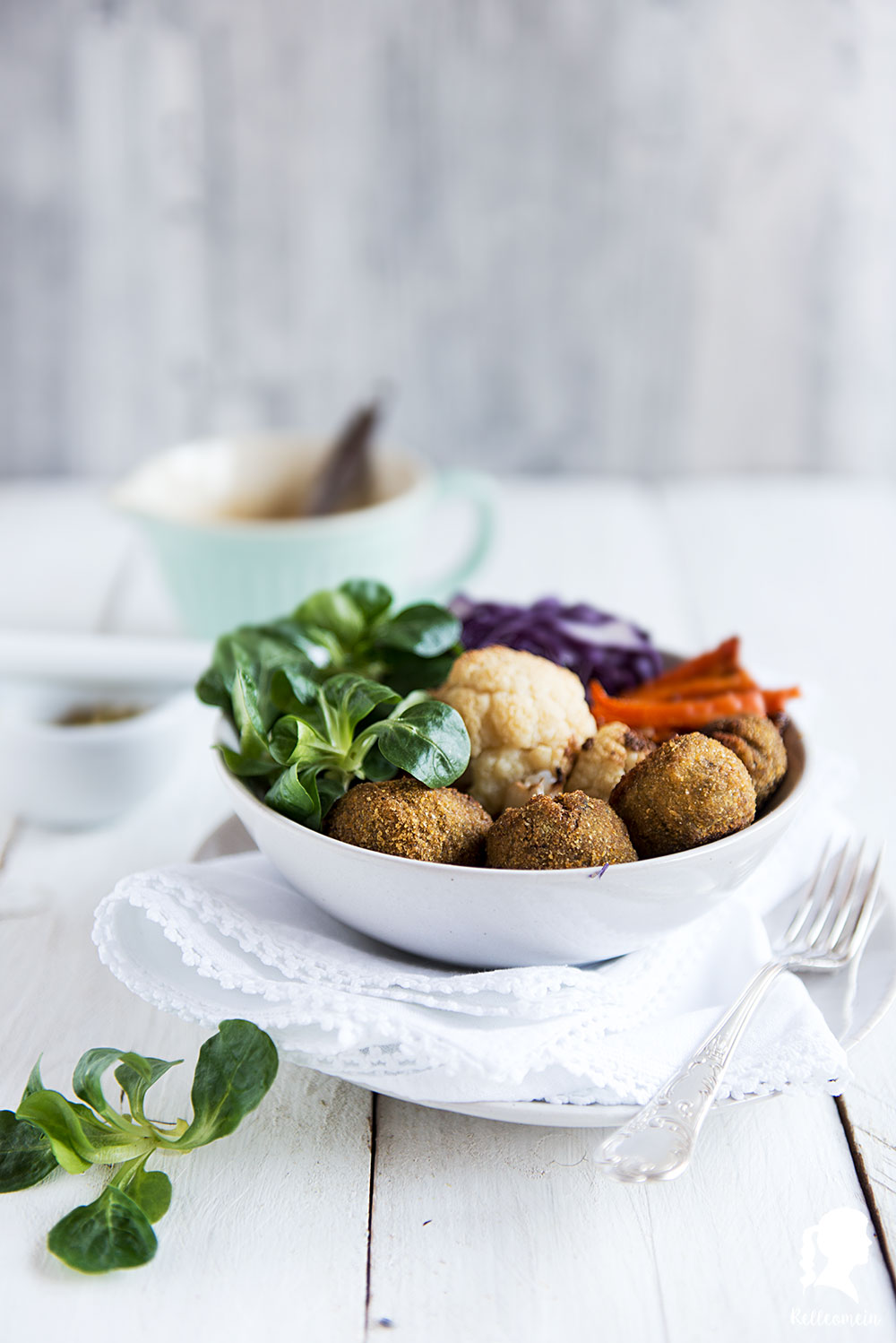 Buddha Bowl mit Wintergemüse und Falafel - veganes Rezept | relleomein.de