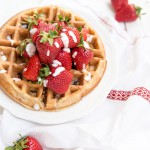 Kokos-Erdbeer-Waffeln | relleomein.de #milchfrei #erdbeeren #waffeln