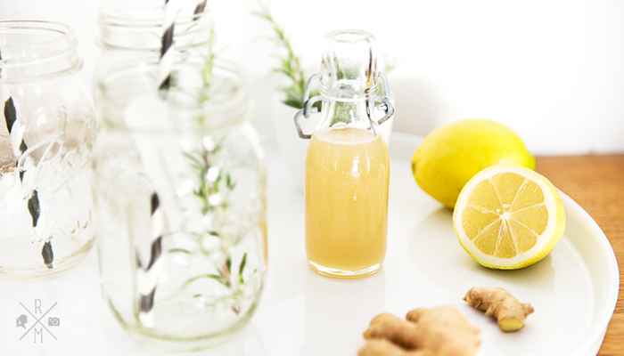 Ginger Lemon Fizz - alkoholfreier Ingwer Zitronen Cocktail mit selbst gemachtem Ingwersirup | relleomein.de